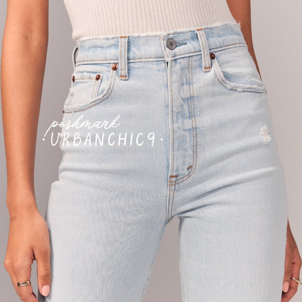 NWT ABERCROMBIE 90s Straight Jean Light Ripped size 30 - Picture 3 of 14